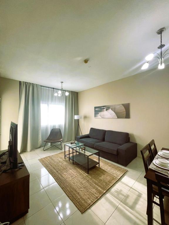 هتل ماربلا هالیدی هومز - ال نهدا 2 بی اچ کی - Marbella Holiday Homes - Al Nahda 2BHK