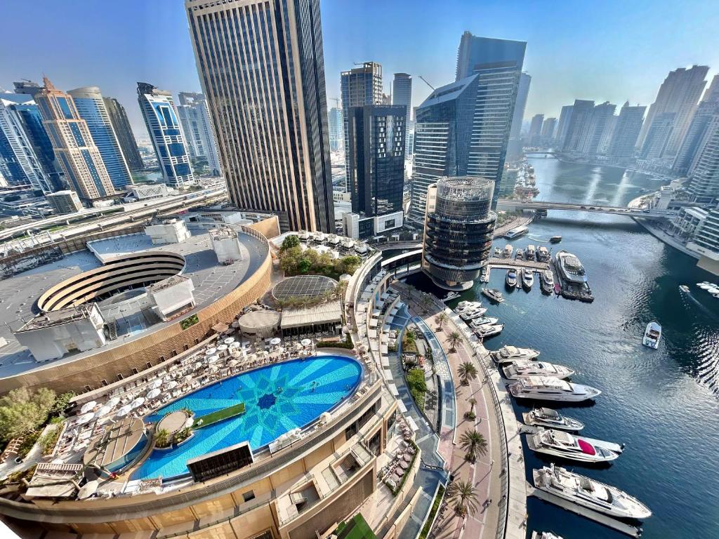 هتل ذر آدرس دوبی مارینا - اکسکلوسیو بالکونی ویو - The address Dubai Marina - Exclusive Balcony View