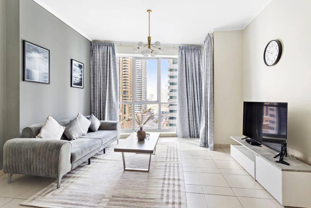 هتل استون تری - الیگنت 1 بی آر این فیمس لوکیشن - StoneTree - Elegant 1BR in Famous Location