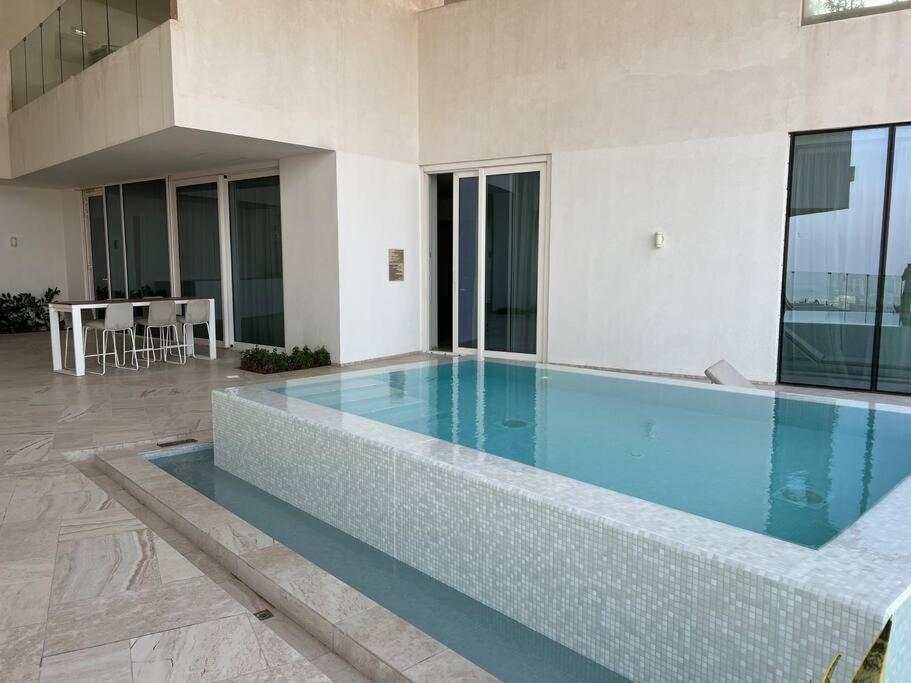 هتل فایو جومیره ویلاج، دبی - FIVE Jumeirah Village, Dubai