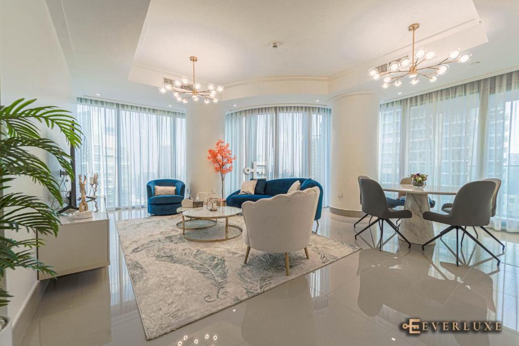 هتل لوکژوریس تو بدروم اپارتمان این د هارت آف د سیتی - Luxurious 2-bedroom Apartment In The Heart Of The City