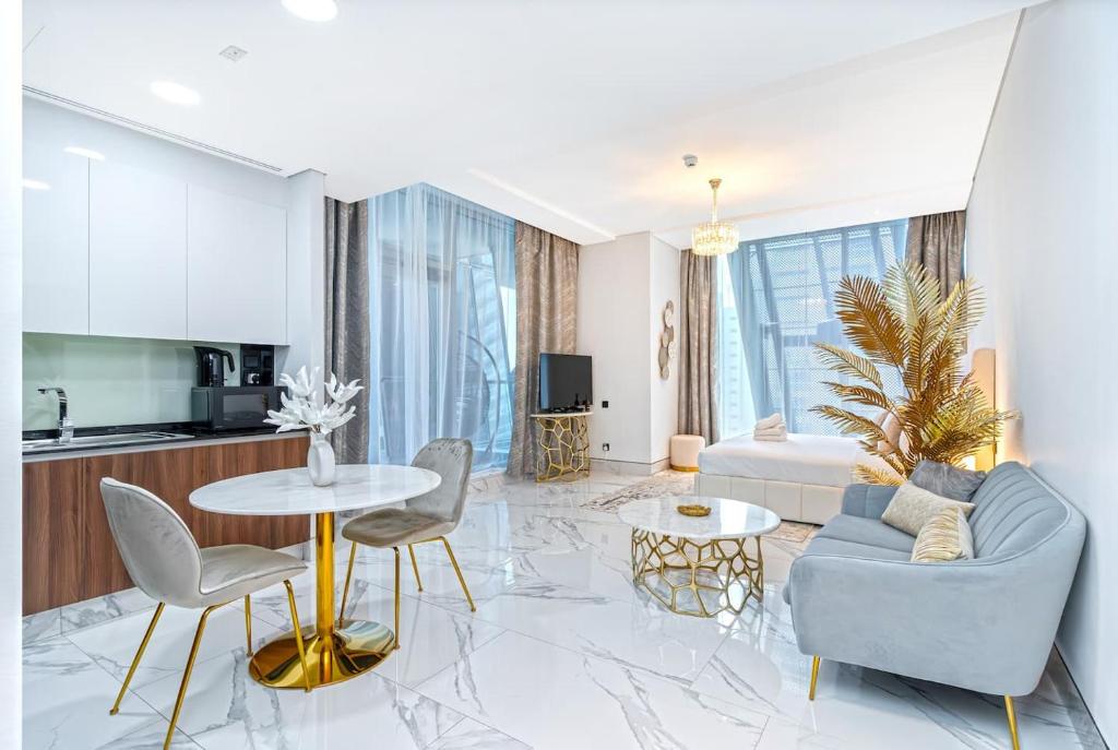هتل فیوچریستیک فلت! 5مین تو دبی مالپول اند جیم - Futuristic Flat! 5min To Dubai Mallpool And Gym