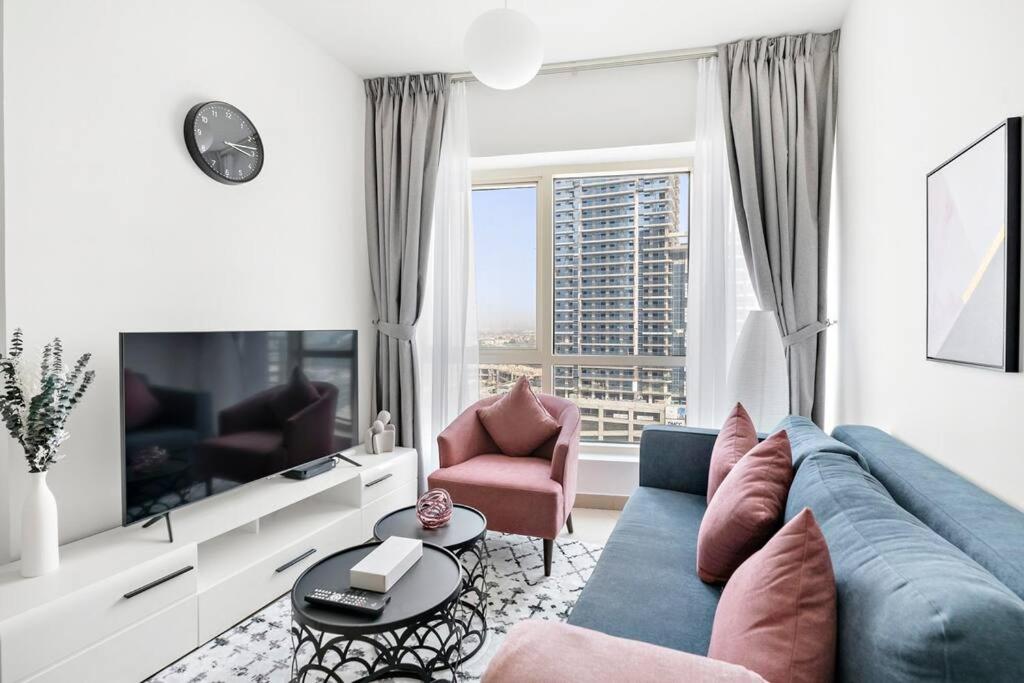 هتل استون تری - استایلیش 1 بی آر این جی ال تی - StoneTree - Stylish 1BR in JLT