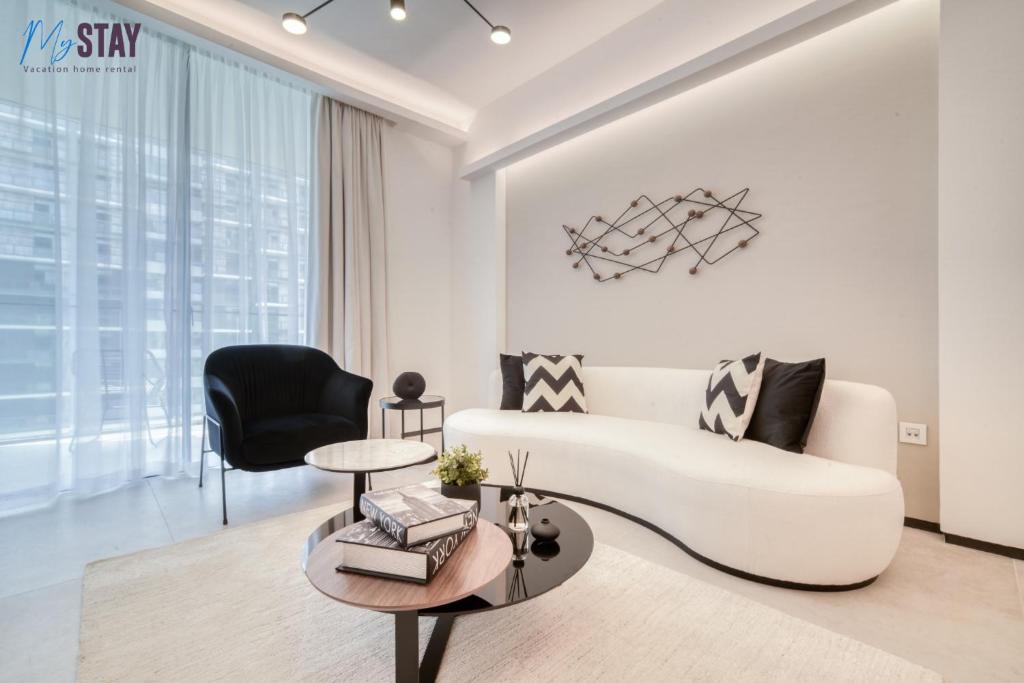 هتل مادرن 2 بد روم آپت - Modern 2 bedroom Apt