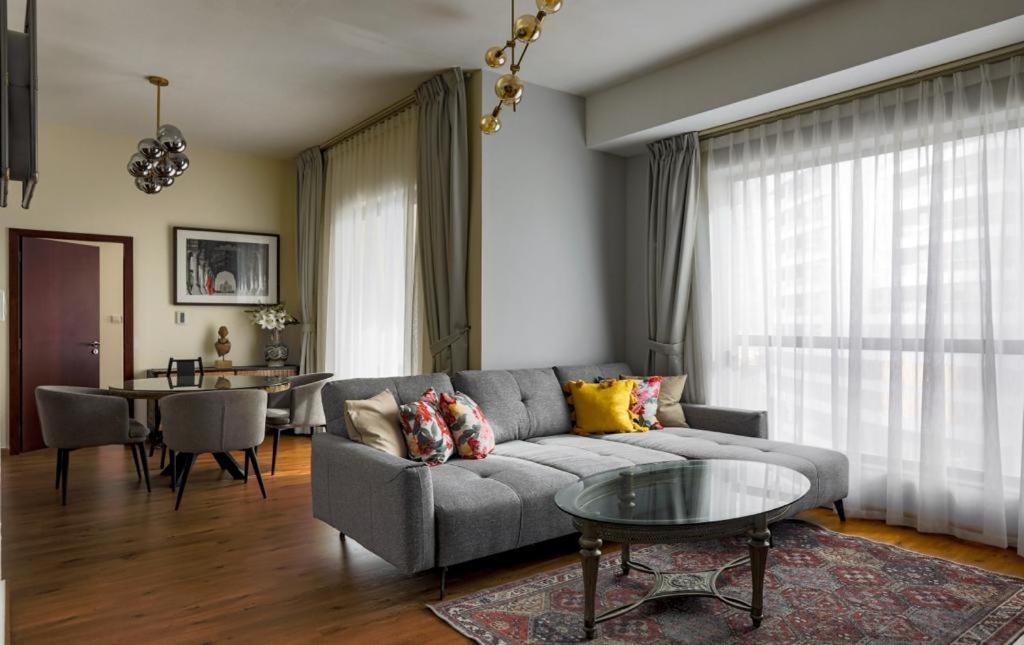 هتل بیوتیفول استایلش 1 بد روم بای ذ جی بی آر بیچ ! - Beautiful stylish 1 bedroom by the JBR beach !