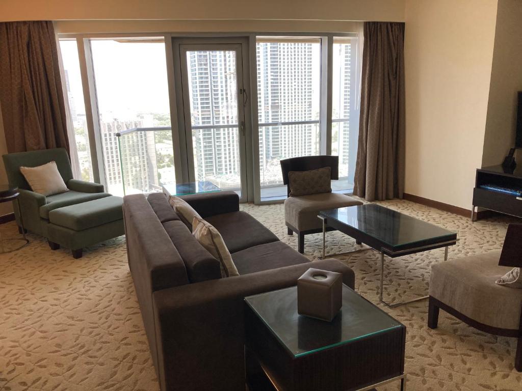 هتل آدرس دبی مال پرایوت آپارتمان بالکن - Address Dubai Mall Private Apt Balcony