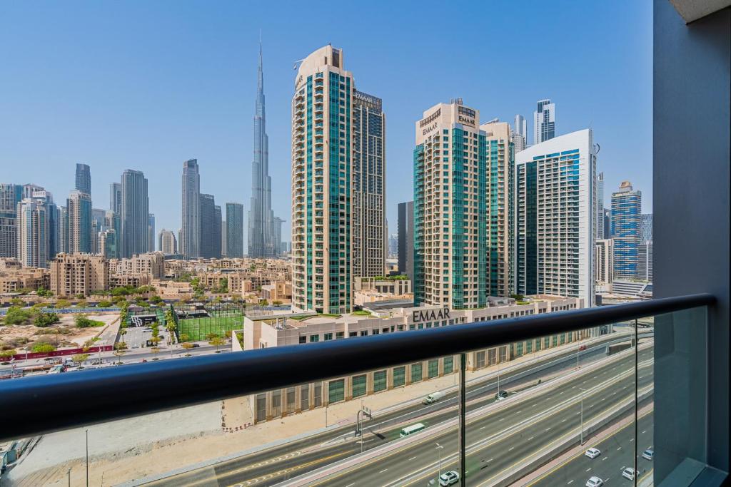 هتل #22 برند نیو 1بر آپارتمان در بیزنس بی دوبی استرلینگ - #22 Brand New 1BR Apartment in Business Bay Dubai Sterling