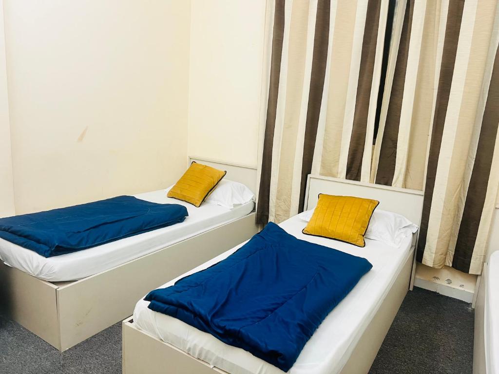 هتل شورت ترم توریست پلیس Short Term Tourist Place