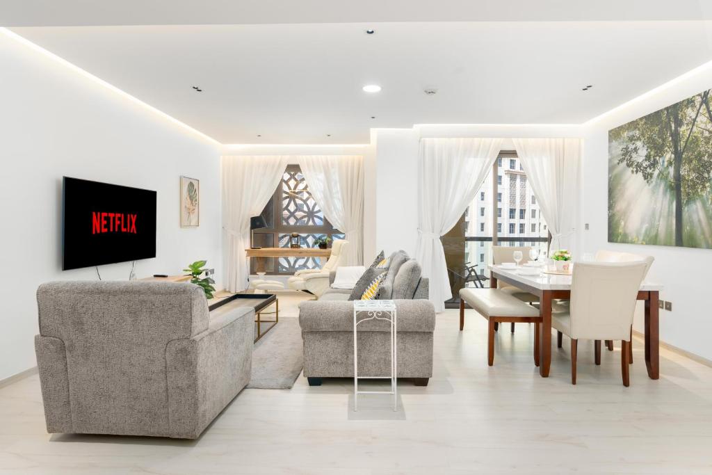 هتل وکِی لِتینگز فولی رنوِیتد لاکس بیچ فرانت 3بد اَت جی بی آر - Vacay Lettings Fully renovated Lux Beachfront 3Bed at JBR
