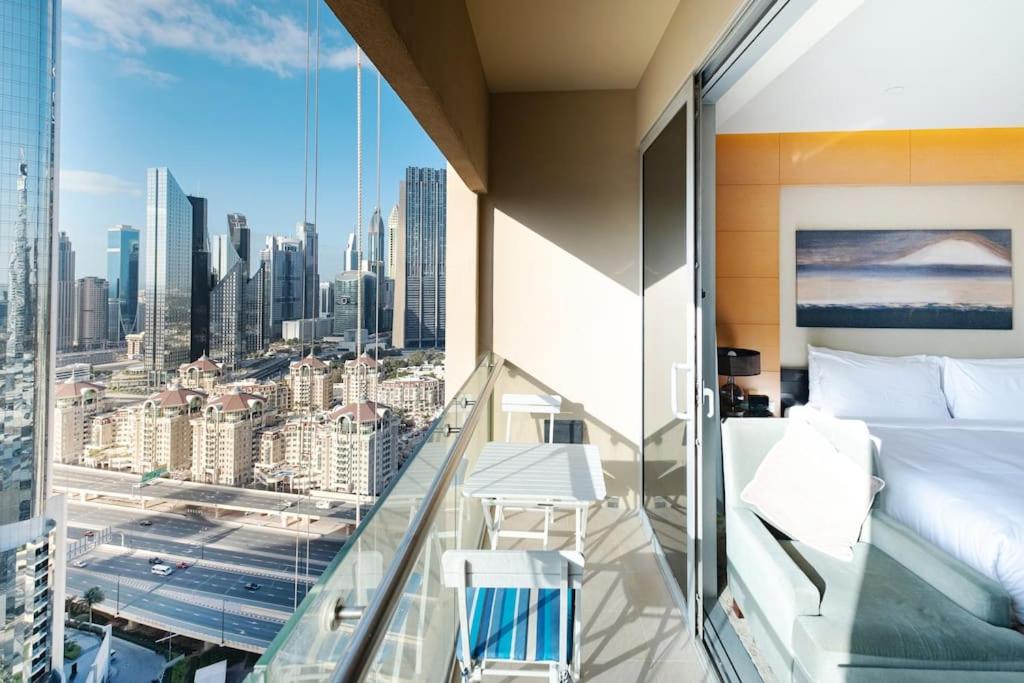 هتل ذ آدرس دبی مال - برج خلیفه ویو - The Address Dubai Mall - Burj Khalifa View