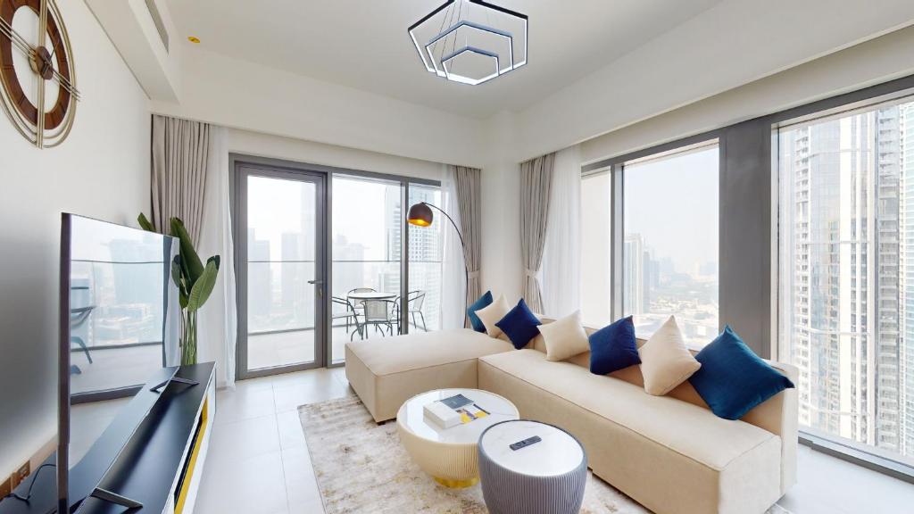 هتل پرایم استی - برج رویال 3BR پلاس میدز - Primestay - Burj Royale 3BR plus Maids