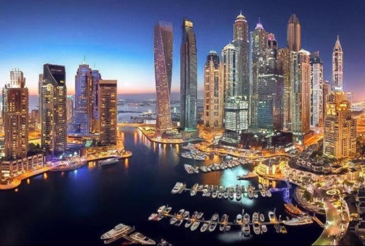 هتل رویال مارینا این - Royal Marina Inn