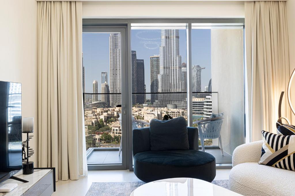 هتل ستانینگ برج رویال رزدنس داونتاون دبی - برج خلیفه - Stunning Burj Royale Residence Downtown Dubai - Burj Khalifa