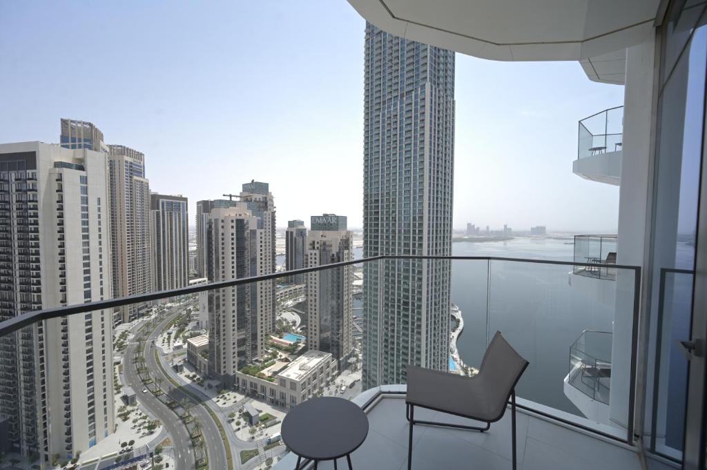 هتل مودرن سرویسد آپارتمان - پول اند جیم اکسس - Modern Serviced Apartment - Pool & Gym Access