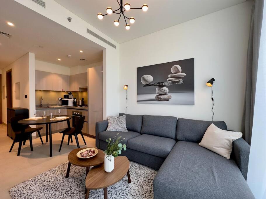هتل دار ویکیشن - کانتمپراری برایت 1 بی دی آر آپارتمان - Dar Vacation - Contemporary Bright 1BDR Apartment