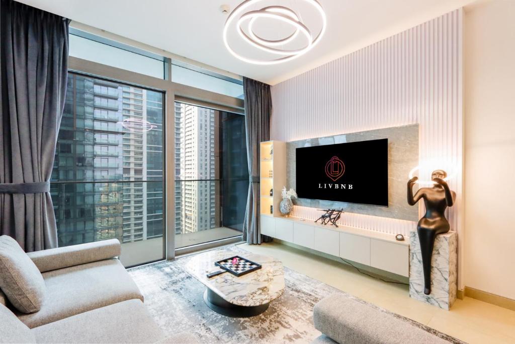 هتل لاکچری 2BR واترفرانت اویس در ماریناگیت - لیون بی ان بی - Luxury 2BR Waterfront Oasis in MarinaGate - Livbnb