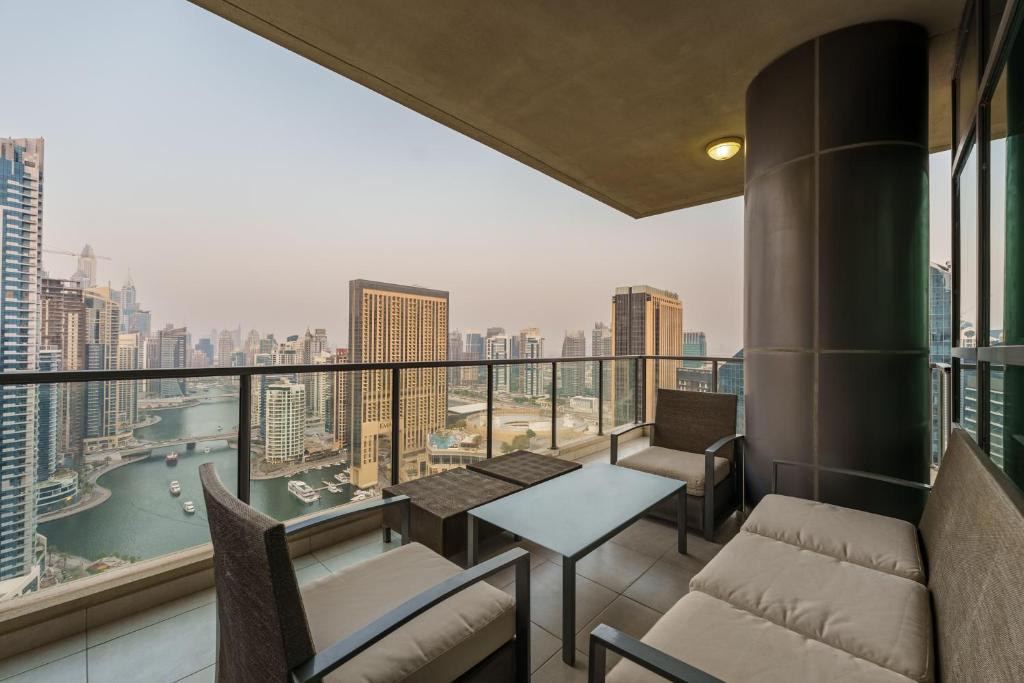 هتل میزون پریوه - دیریمی آپت ویت جاو-دراپینگ مارینا ویوز - Maison Privee - Dreamy Apt with Jaw-Dropping Marina Views