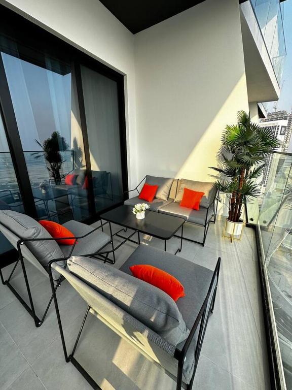 هتل استایلش 1 بدم روم این بینگگتی، بیزنس بای، کانال ویو - Stylish 1 bedroom in Binghatti, Business Bay, Canal View