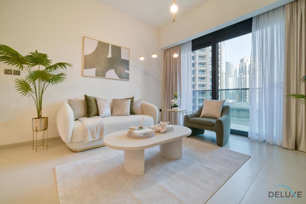 هتل پلاشد 1BR ات اکت وان اکت تو تاور 2 داون تاون دبی بای دلاکس هالیدِی هومز - Plush 1BR at Act One Act Two Tower 2 Downtown Dubai by Deluxe Holiday Homes