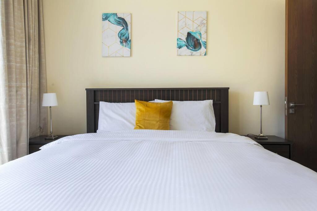 هتل لاکس ریتریت این د هارت آو بیزنس بی - Luxe Retreat in the Heart of Business Bay