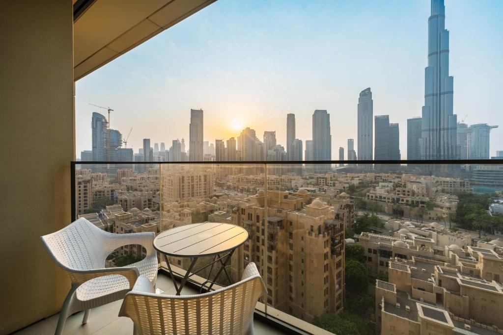 هتل میزون پریوه - های-اند آپت ویت دایرکت برج خلیفه ویوز - Maison Privee - High-End Apt with Direct Burj Khalifa Views