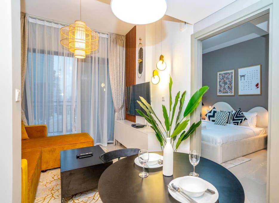 هتل یک بی آر این بیزینس بی با بیوتیفول کانال ویو! - 1BR in Business Bay with Beautiful Canal View!