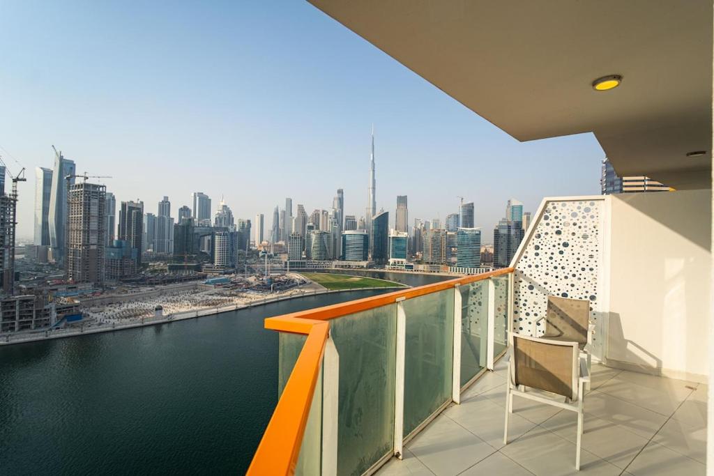 هتل ای دبلیو اس هومز - لاکچریس 2بی آر این بیزنس بی - AWS Homes - Luxurious 2BR in Business Bay
