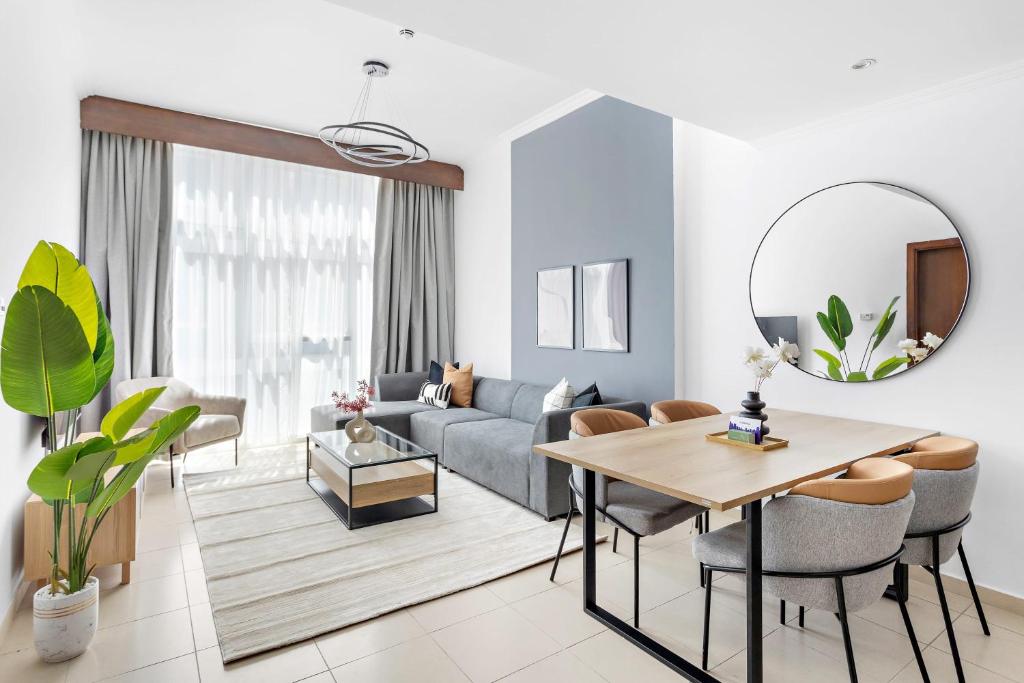 هتل سیلک هاوس اسپیشس جیم اند پول 1 بی دی آر آرت ریزیدنس - Silkhaus Spacious Gym & Pool 1BDR Art Residence