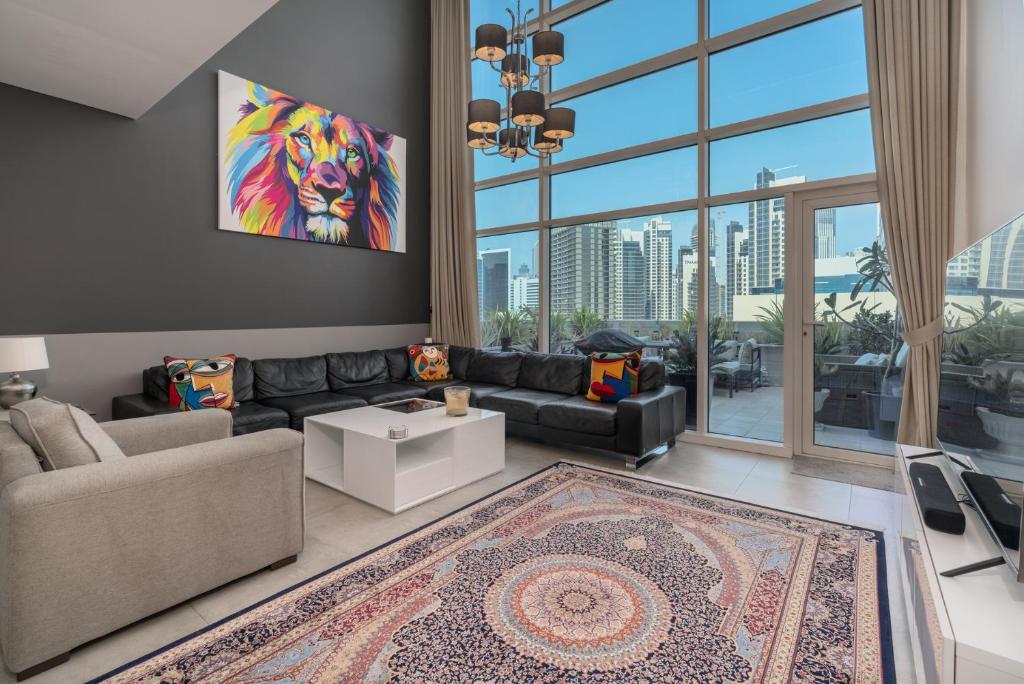 هتل لاکسوریس آپارتمان ویت وری تاپ برج ویو - Luxurious Apartment with Very Top Burj View