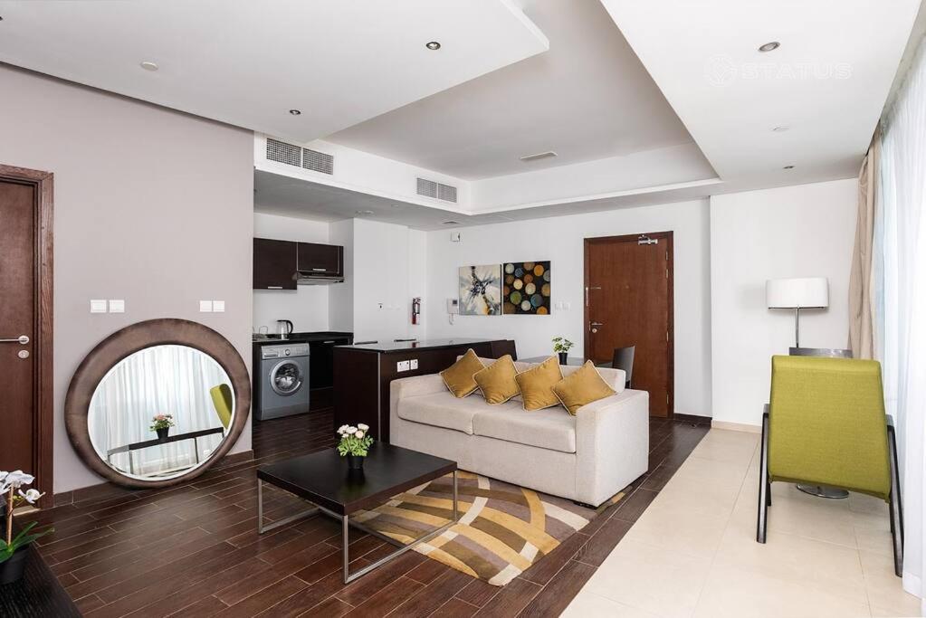 هتل کامفی 1BR - متریکس تاور - ال19 - نیار آیس دی استادیوم - Comfy 1BR - Matrix Tower-L19 - Near ISD Stadium