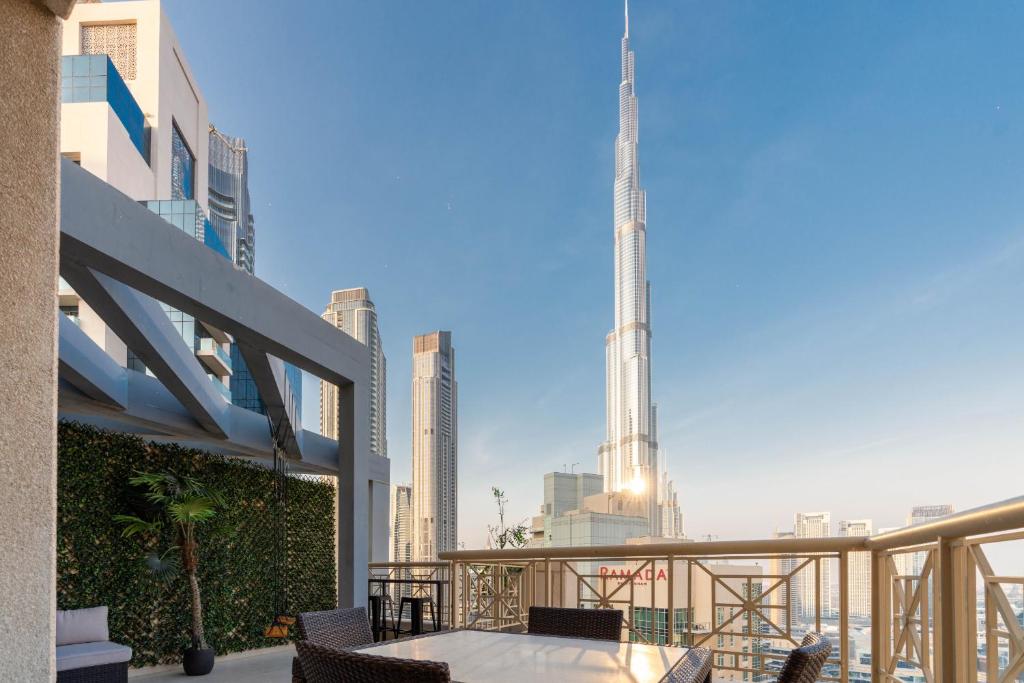 هتل لاکژری بلیس: 2بی آر و/بورج خلیفه و فونتین ویو - Luxury Bliss: 2BR w/Burj Khalifa & Fountain View
