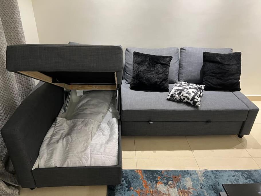 هتل یک بی دی آر، دو توالت آپارتمان در جی وی سی - 1BDR, 2 Toilets Apartment in JVC