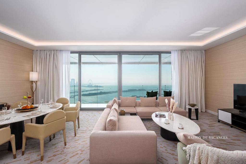 هتل ده پالم تاور اسکای لاین ویو 2 بد روم این دوبی - The Palm Tower Skyline View 2 Bedroom in Dubai