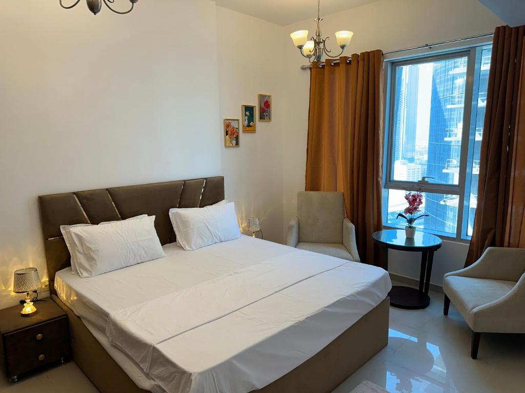 هتل آر ان دی ویکیشن آپارتمان در داؤن تاون بیزنس بی - R N D Vacation apartment in downtown business bay
