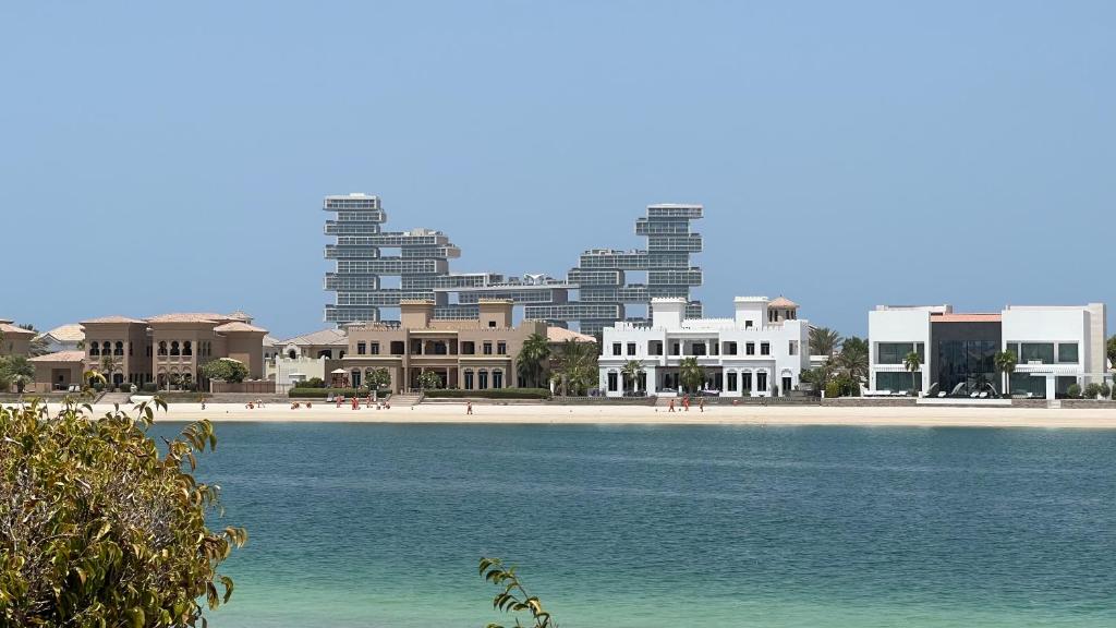 هتل سیگنچر ویلا این پالم - بی100 Signature Villa in Palm - B100