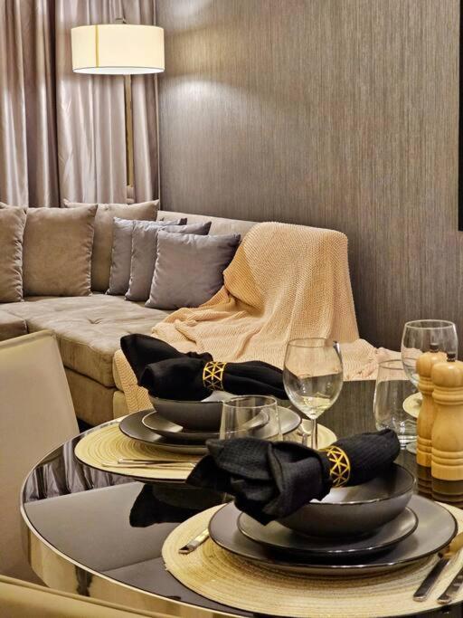 هتل لاکچری پارامونت آپارتمان ای 103 - Luxury Paramount Apartment A103