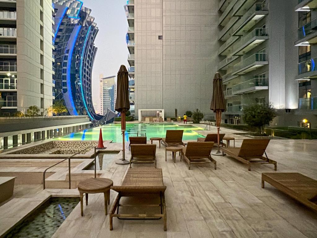 هتل بیزنس بی - اسپیشس استودیو - داماک مجستین - کی راک اچ اچ - Business Bay - Spacious Studio - Damac Majestine - Keyrock HH
