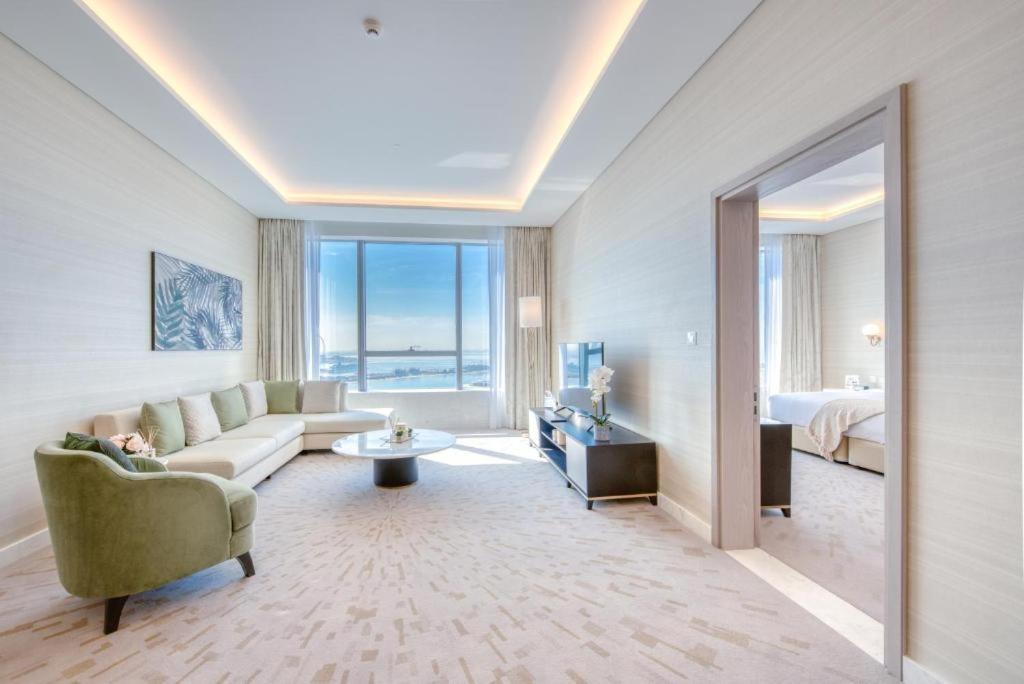 هتل آ ریزورت لایف استایل سی ویوز 1 بی آر ویت سنت رژییس آمنیتیز - A Resort Lifestyle Sea Views 1BR with St Regis Amenities