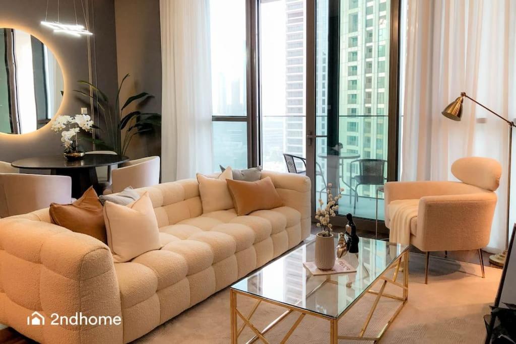 هتل لاگزوریس 1 بد وید دایرکت اکسس تو دبی مال - Luxurious 1 Bed with Direct Access to Dubai Mall