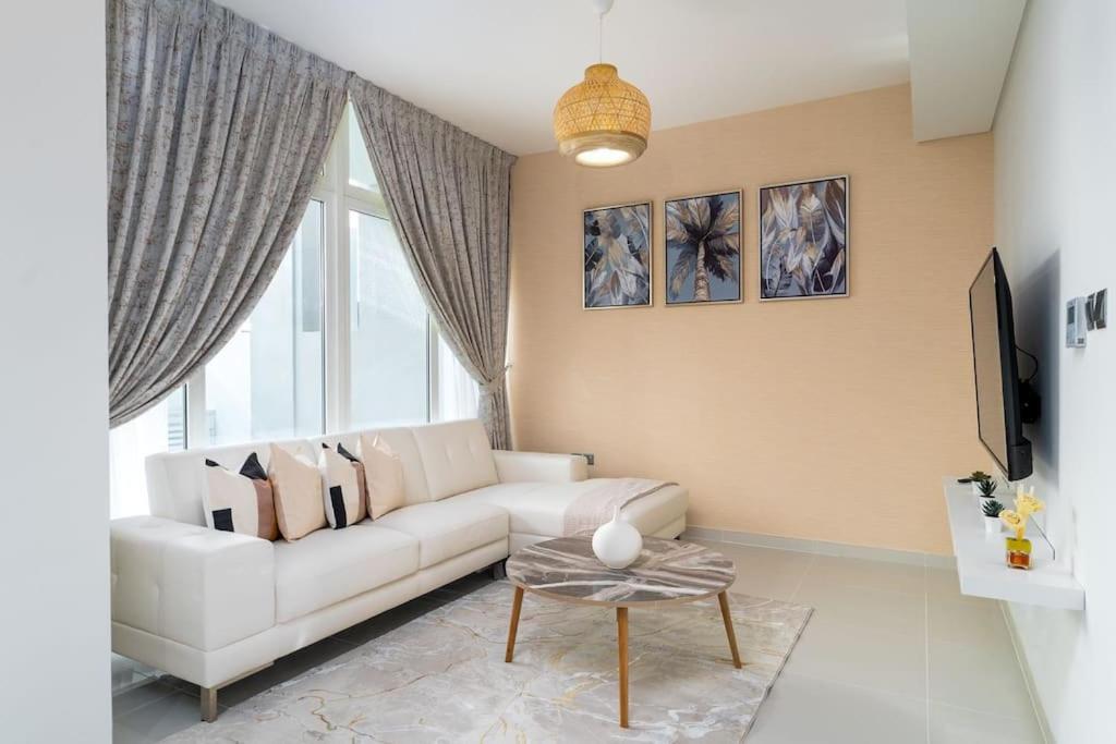 هتل لاویش 3 بدم روم ویلا Lavish 3 Bedroom Villa