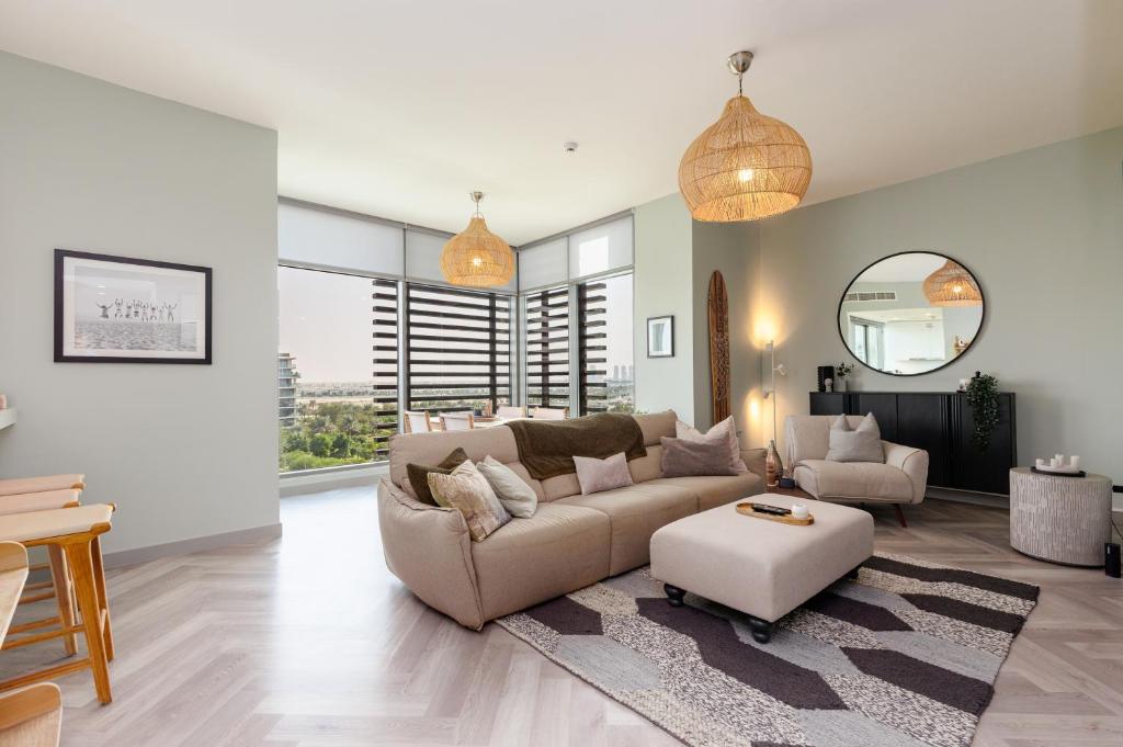 هتل لاگژریس دبی هیلز ویت بالکنی پارک ویو - Luxurious Dubai Hills with balcony park view