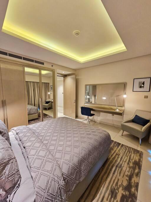 هتل اینکرِدابل پارامونت آپت دی پنجصد و چهل و دو - Incredible Paramount Apt D542