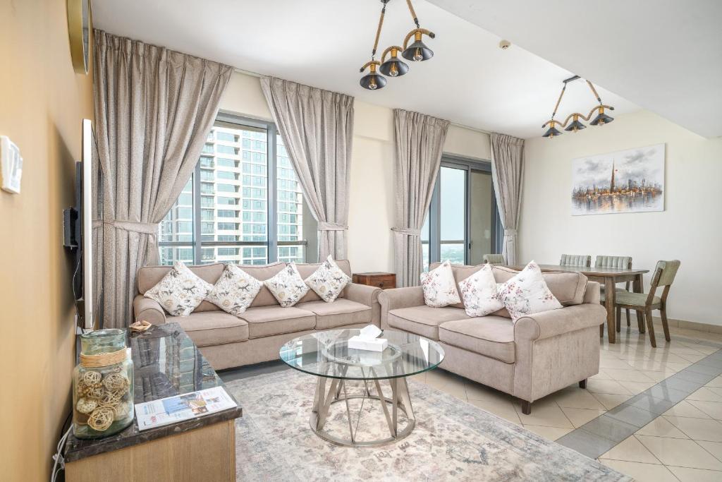 هتل آل اچ ویکی - 2 بیدرومز آپارتمان در گلف تاورز 1 - ALH Vacay - 2 bedrooms Apartment in Golf Towers 1