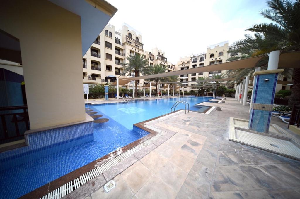 هتل استایلش اند سوئیت آپارتمان - Stylish & Sweet Apartment