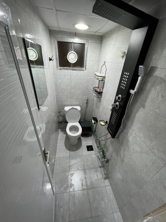 هتل دی نار آپارتمنتس - توئین بد - Dinar apartments - twin bed