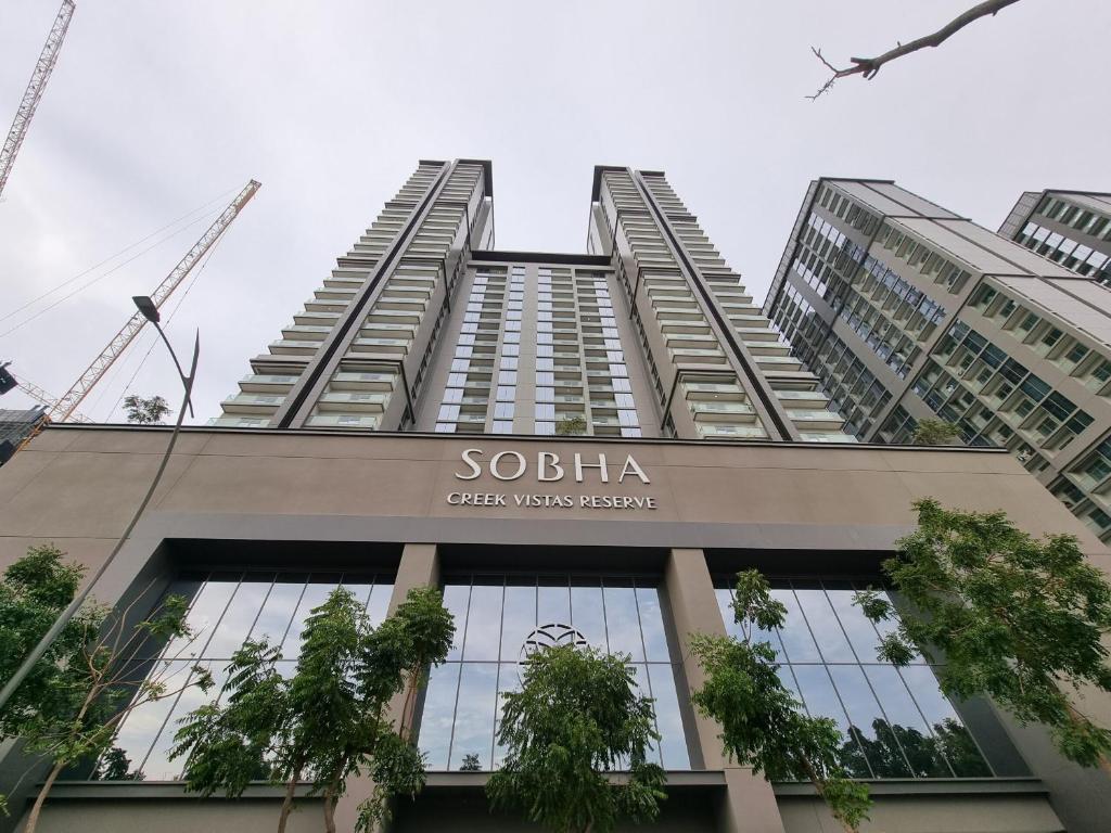 هتل صُبْحا هارتلند - کریک ویستاز برژ اند کریک ویو آپارتمان - Sobha Hartland - Creek Vistas Burj and creek view apartment