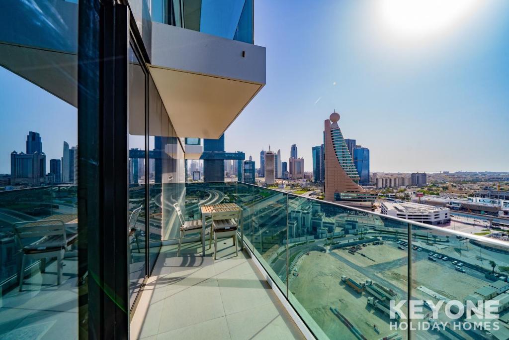 هتل کی وان - 1 بی آر در 1 رزی دنسز - KeyOne - 1BR in 1 Residences