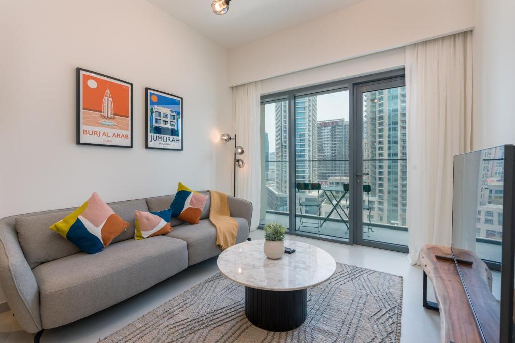هتل لاکچری برج رویال این د هارت آف داونتاون - Luxury Burj Royale in the heart of Downtown