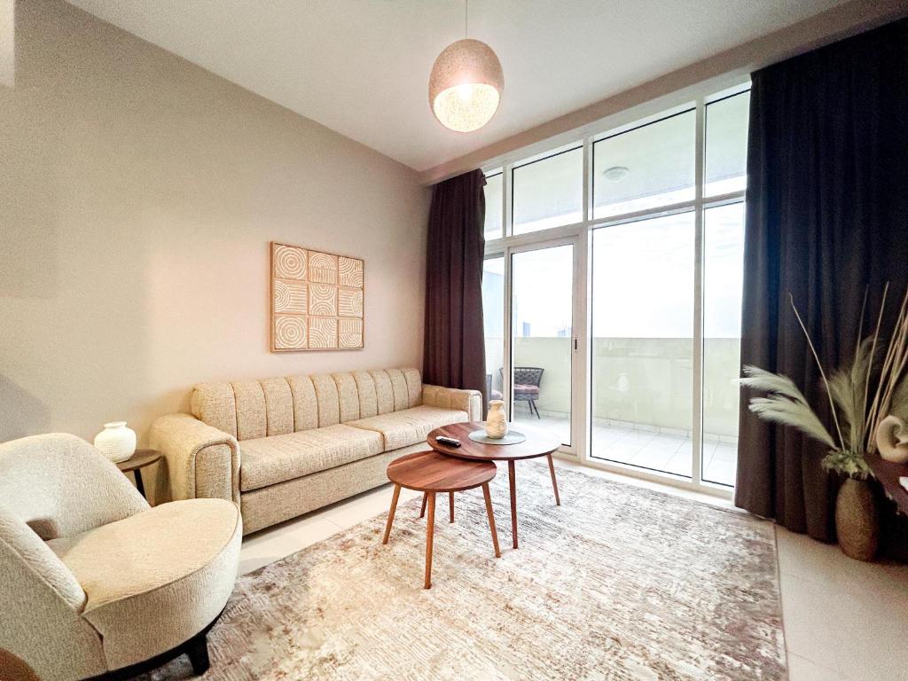هتل کامفرتبل 1 بی آر-تاور 108 - Comfortable 1 BR-Tower 108