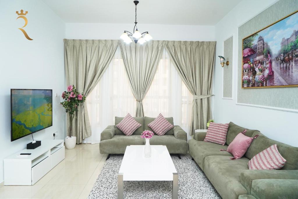 هتل یور سرین گت اوی هیون آژور بانیاس 1 بی ار آپارتمان - Your Serene Getaway Haven Azure Baniyas 1BR Apartment